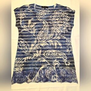 B.L.E.U Woman Blouse Medium